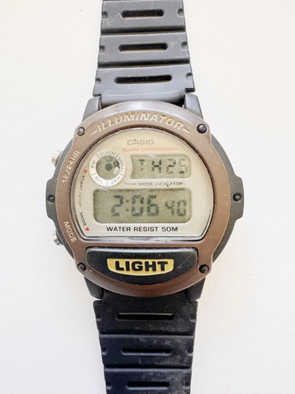 Vintage Casio Illuminator Digital Watch 42mm - Working